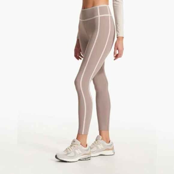 Vuori Pants - Genuine Vuori Piper BreatheInterlock™ Leggings in Graphite Women’s Size small